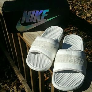 Nike Benassi JDI 11